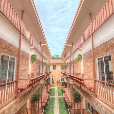 Rak Na Khaoyai Hotell Mu Si Eksteriør bilde